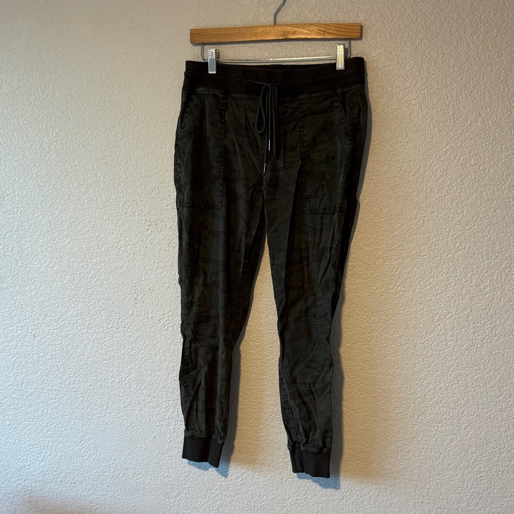 Level 99 Women Dark Joggers